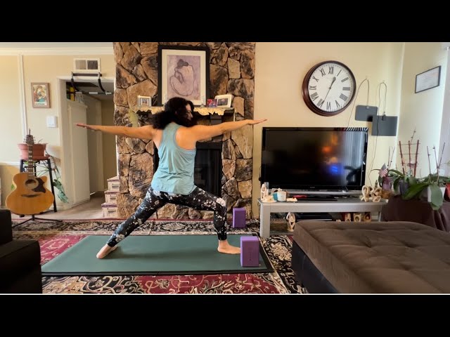 40 yoga warrior 2 sequence#warrior2#yogapractice #yogastretch #vinyasa #yogaforeveryone #hathayoga