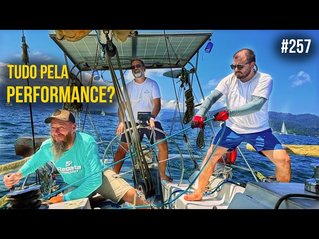 What happens inside a sailboat during a regatta? | #SAL #257