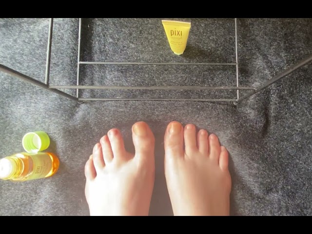 ASMR Feet Pampering and Slow Massage Toenails Polish