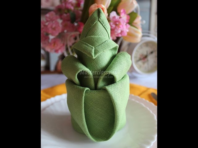 Origami of napkins. Royal lily and fan. Master Class.