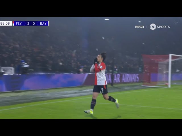 Het doelpunt van Ayase Ueda | Feyenoord x Bayern München 3-0 Terugblik | Champions League 2025