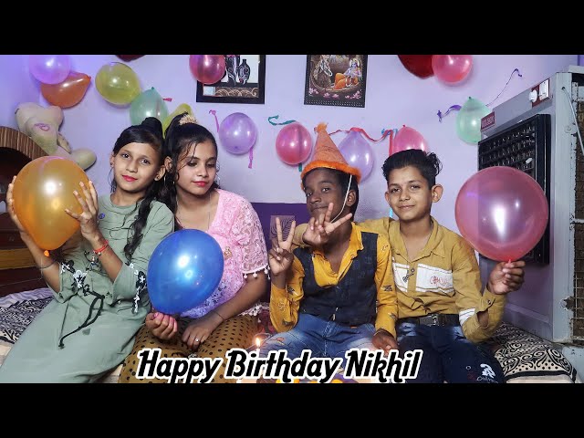 Nikhil Ka Birthday Mnaya Special Cake Ke Sath🤠