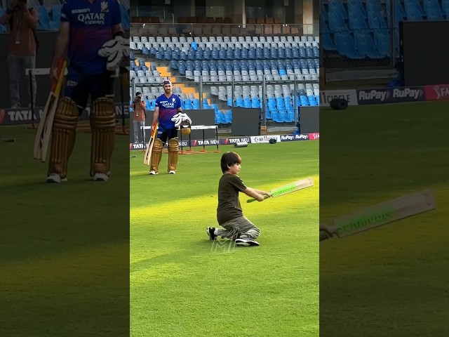 Reverse UNO ◀️Nabi Jr.’s 𝐰𝐨𝐰 shot gets Maxi hyped up 🔥 | #MumbaiMeriJaan #MumbaiIndians