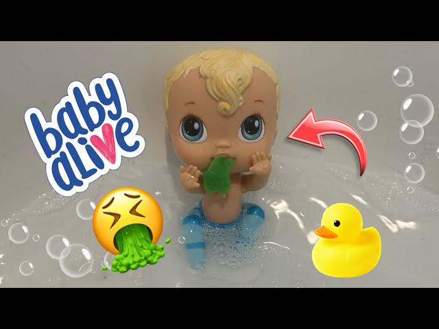 NEW Baby alive crib life doll gets Sick in the Bath! 🤢