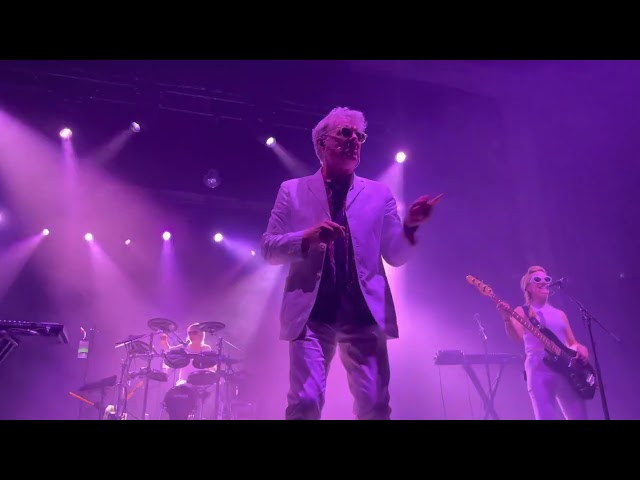 Tom Bailey Thompson Twins Enmore Theatre Sydney Australia Full concert Part One Chris Storey