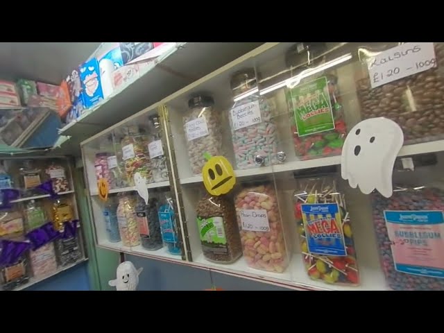 VR180° Ye Olde sweet shop