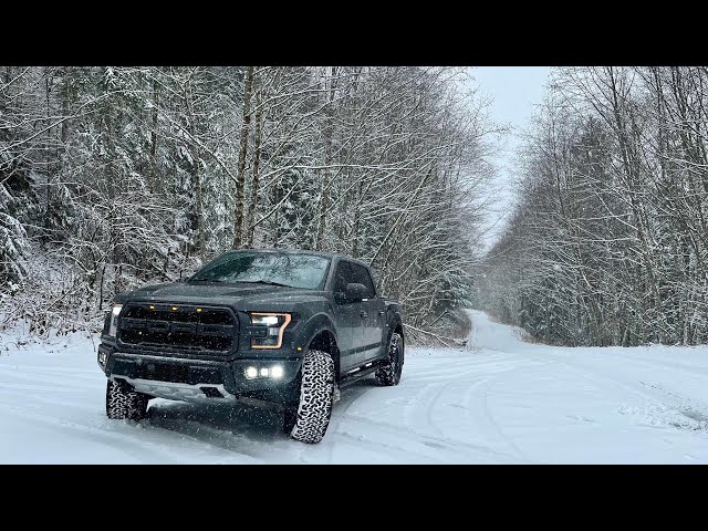 Whats the Ford Raptor like in the Snow?!