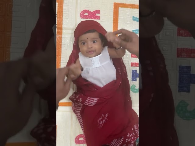 Maiya yashoda ye tera khnaiya viral video baby girl dancing with hands #reels#trending#ytshorts#ok