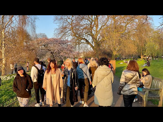 London Spring Walk | St. James’s Park to Trafalgar Square   | Central London [4K HDR]