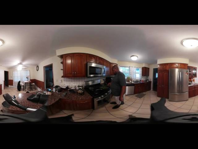 Samsung Gear 360 - Cooking in the kitchen and using new tripod (06/03/16)